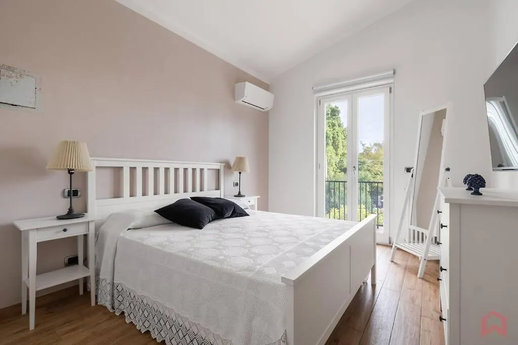 Villa Privata A 800 Mt Dal Mare Palermo 0*,